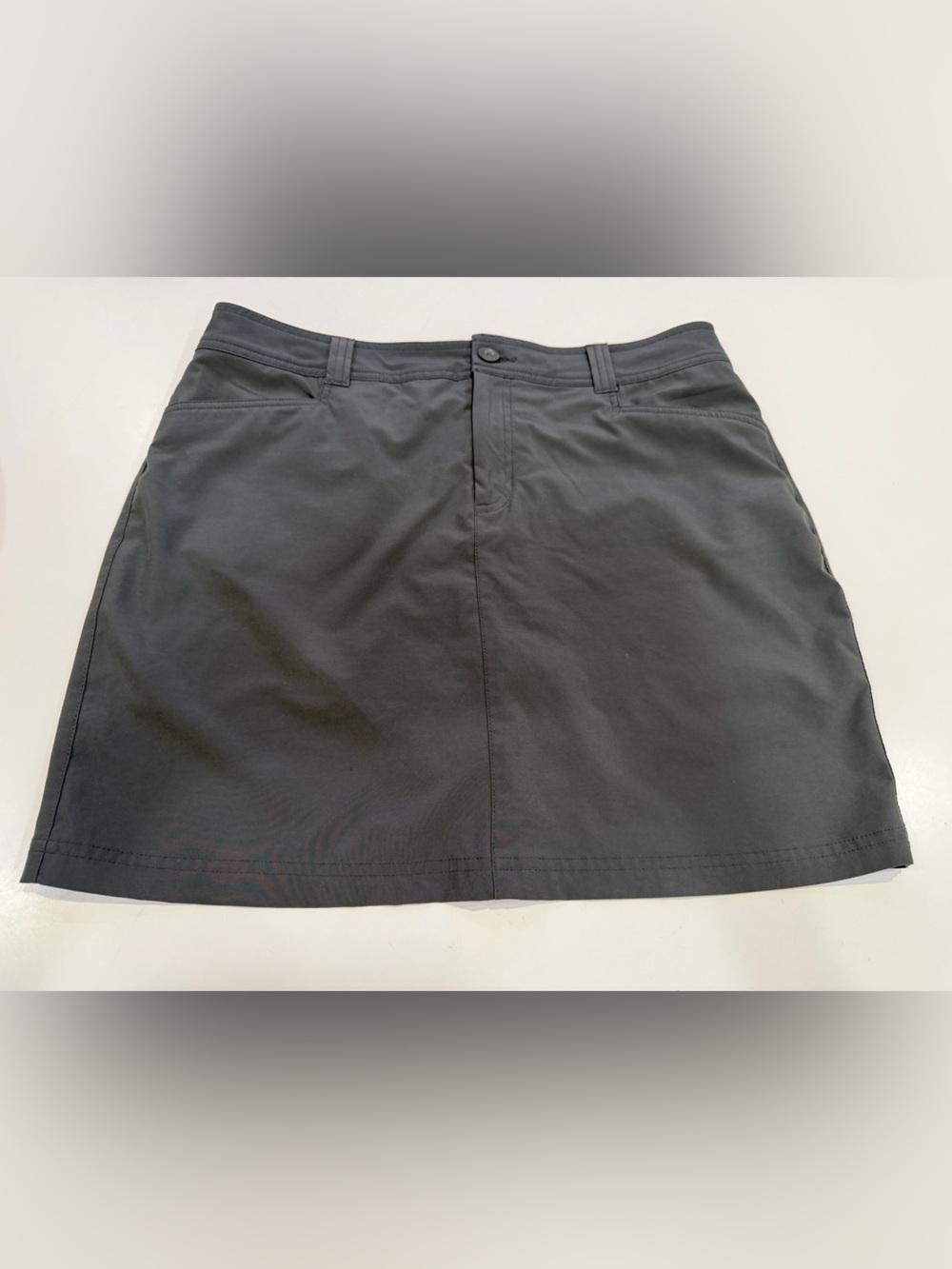 EDDIE BAUER SKIRT WITH BUILT IN SHORTS